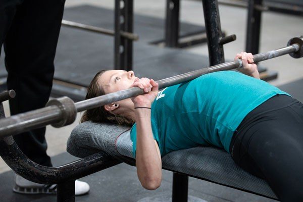 What to expect in the first 2 weeks of weight training